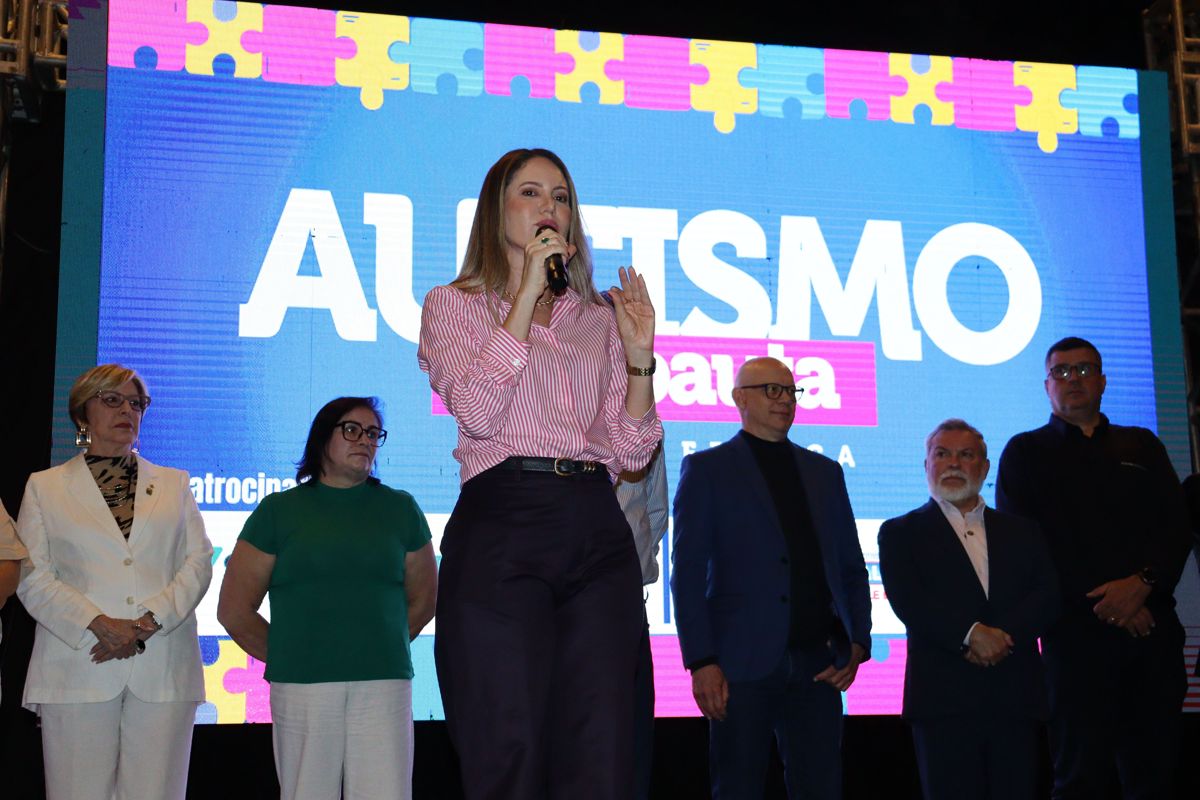Cristiany de Castro em evento sobre autismo